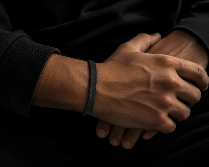 BLACK MESH BRACELET