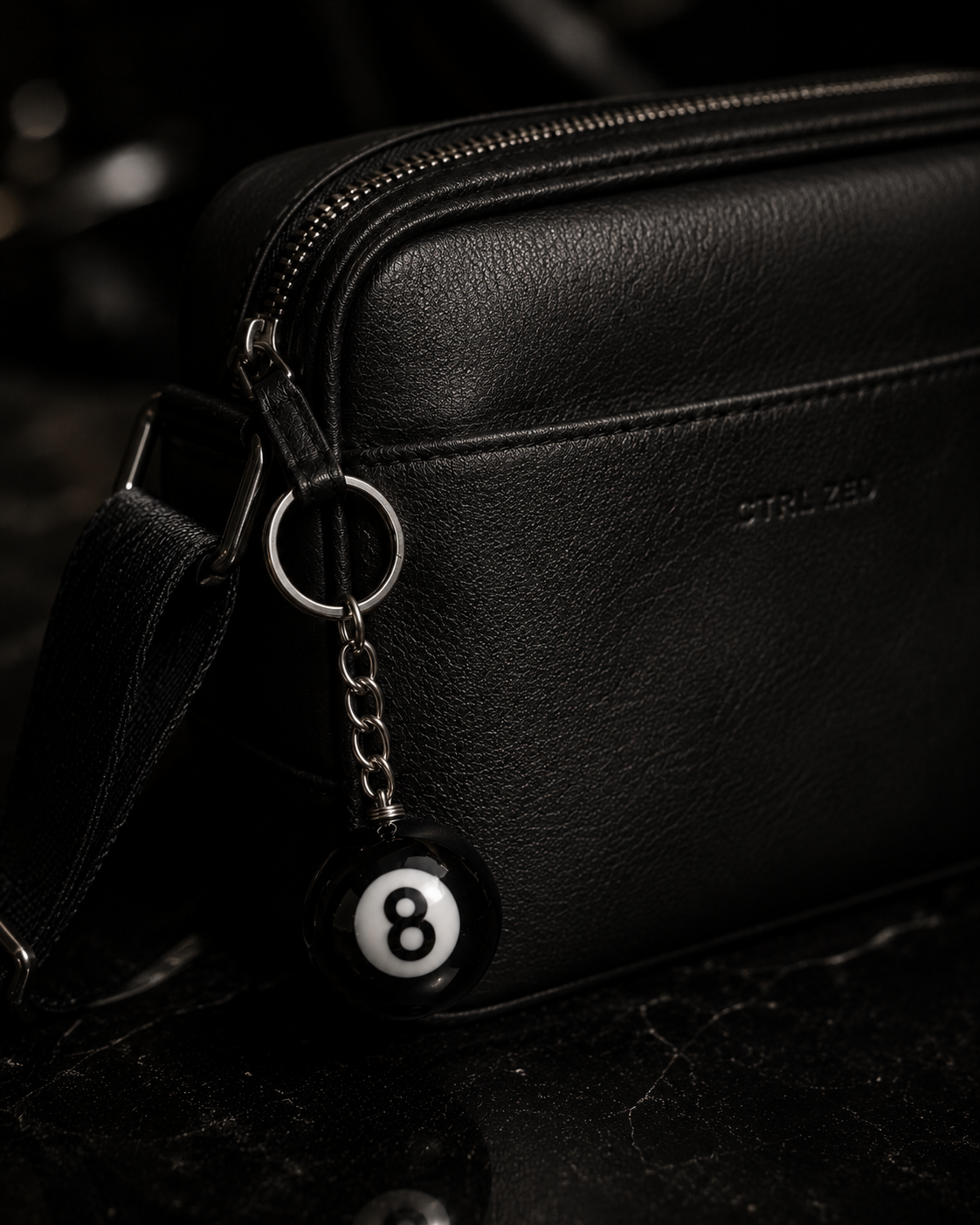 8 BALL KEYCHAIN