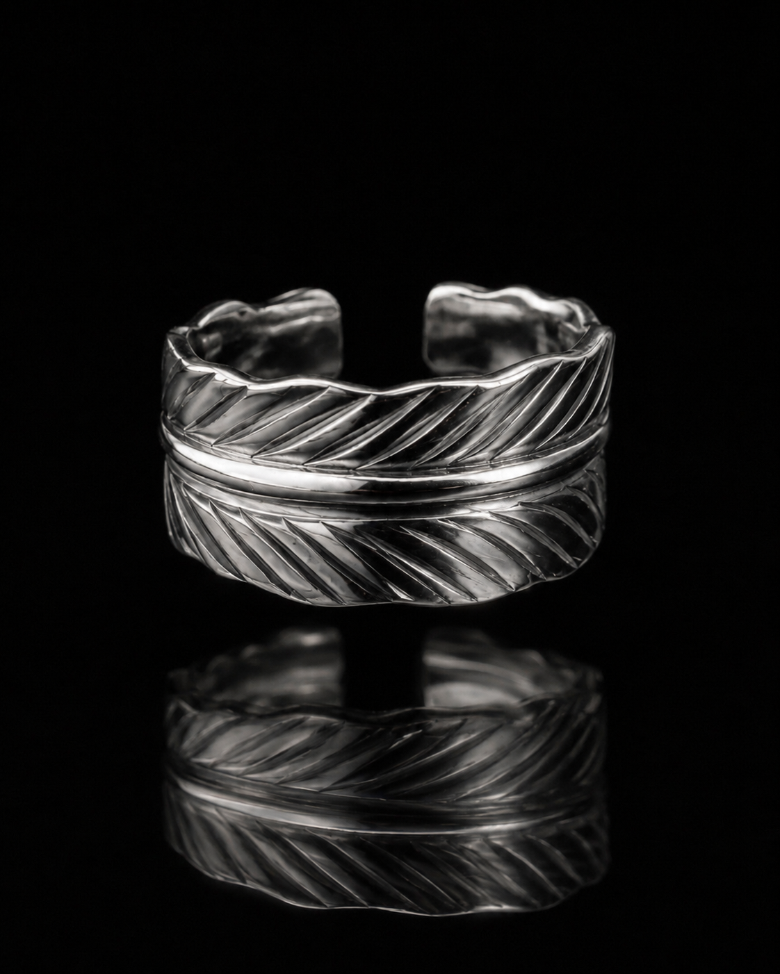 RAVEN RING