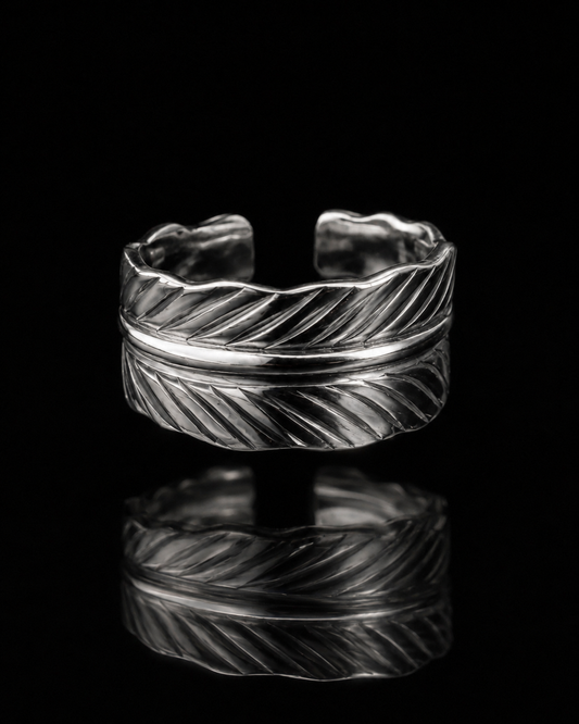RAVEN RING