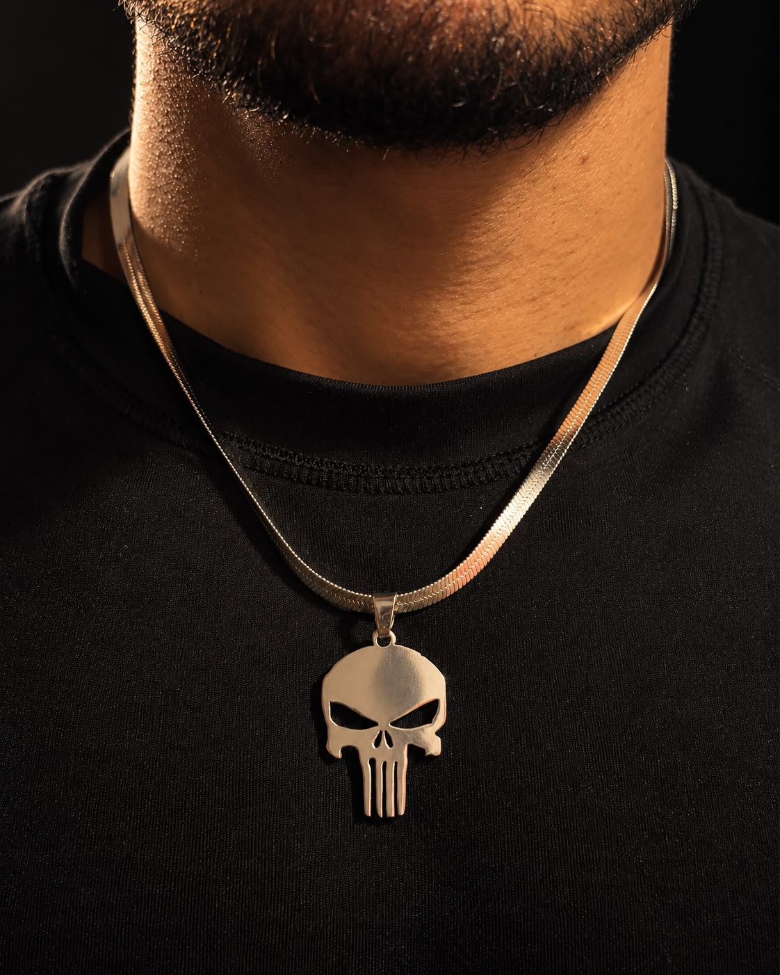 SKULL NECK