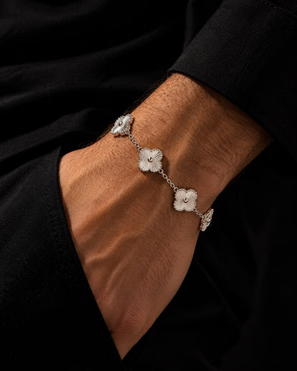 SILVER CLOVER BRACELET